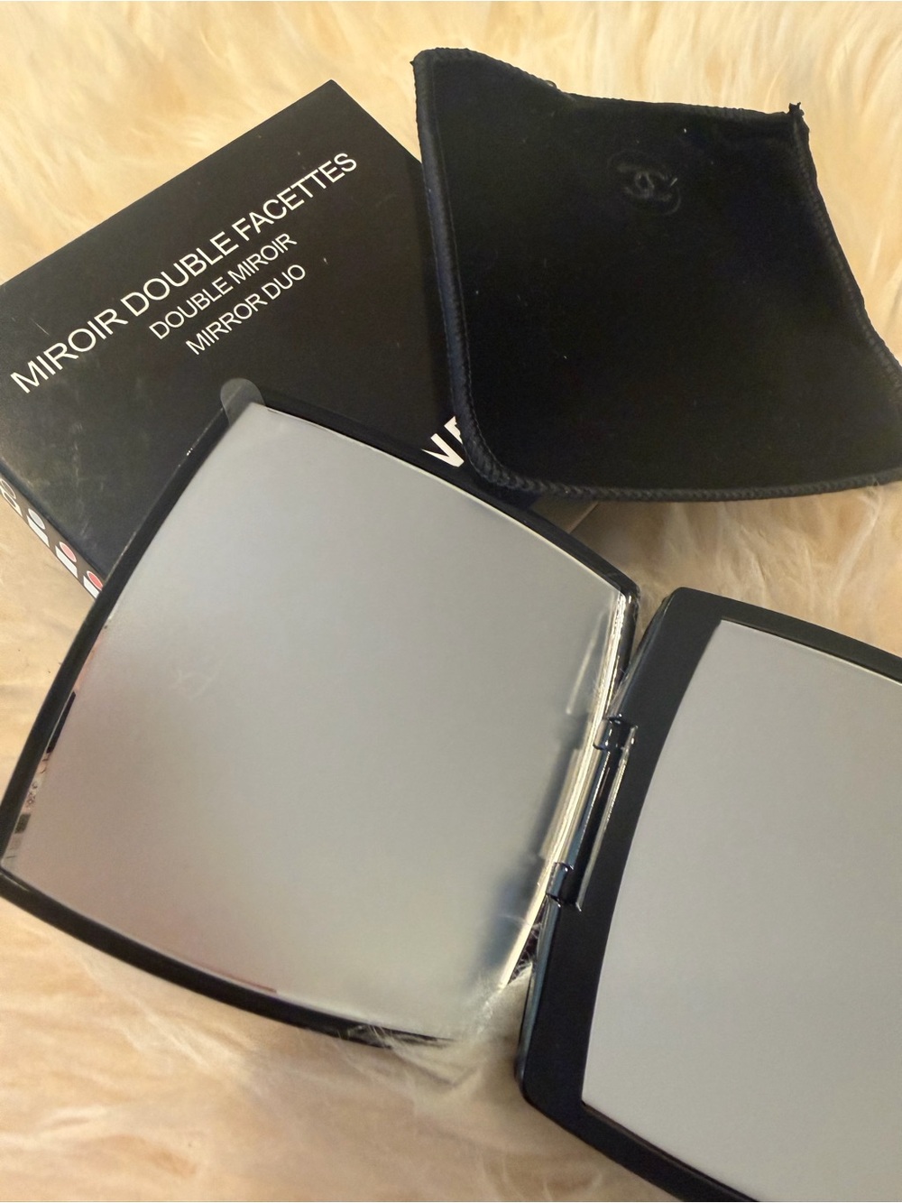 New Chanel Miroir Double Facettes Double Mirror Compact Black Vanity Accessory - Picture 5 of 6